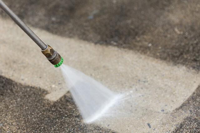 parking lot pressure washing in hampton